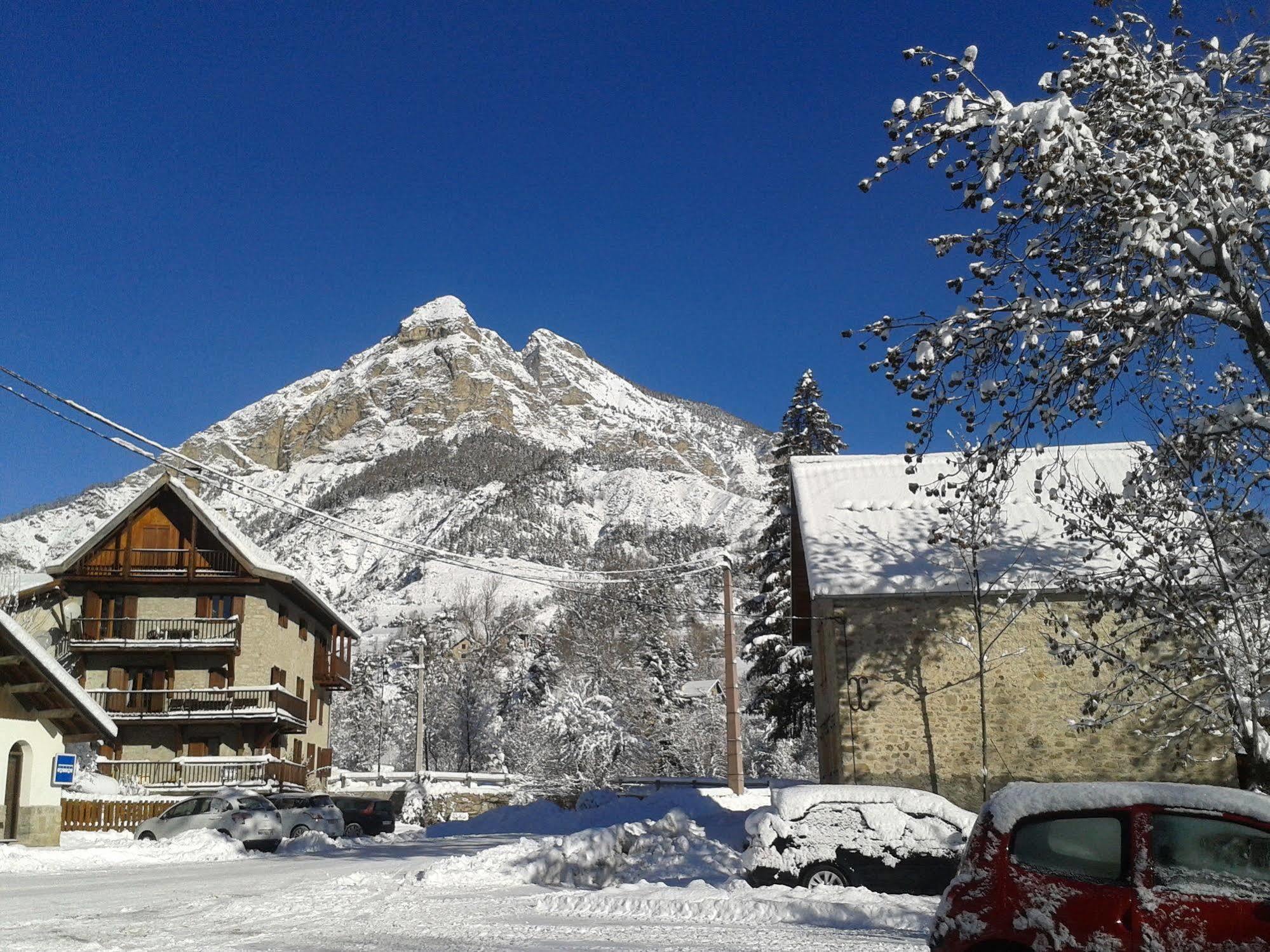 Hotel Le Martagon Villars-Colmars Εξωτερικό φωτογραφία